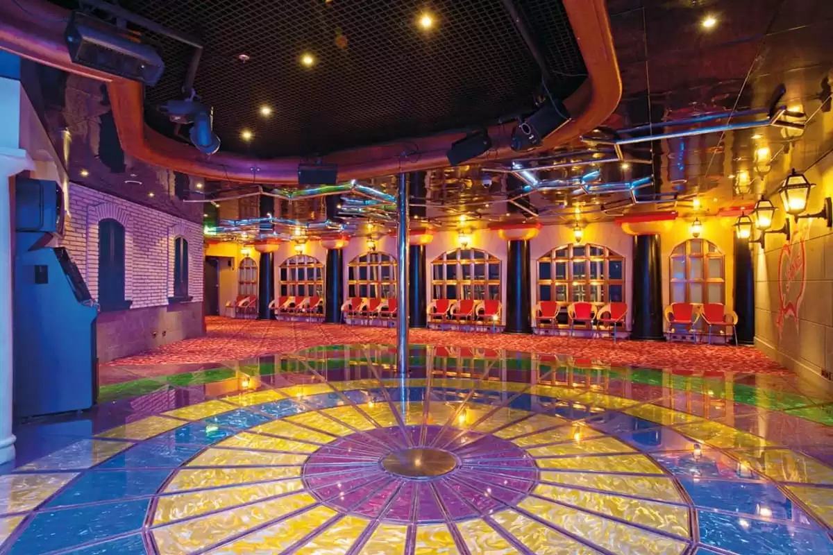 el Carnival Conquest :  cabine 10