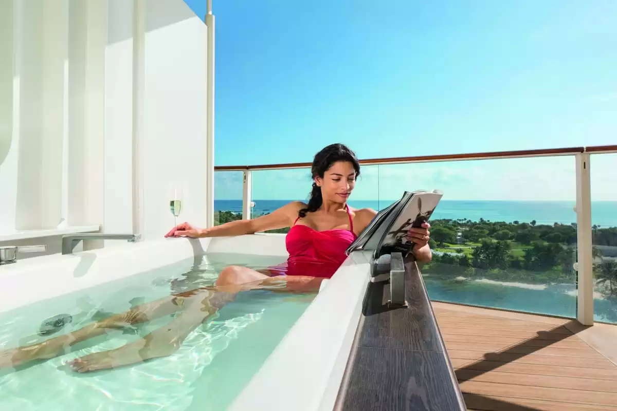 el Celebrity Equinox :   10