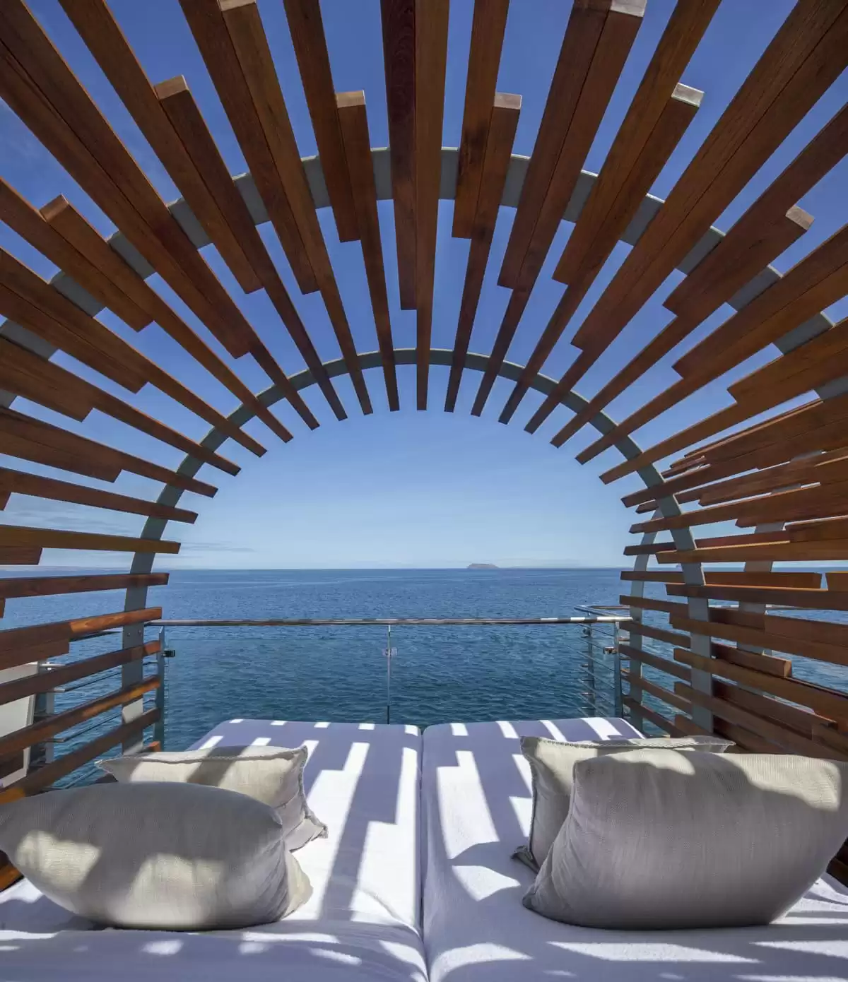 el  :  cabine 9
