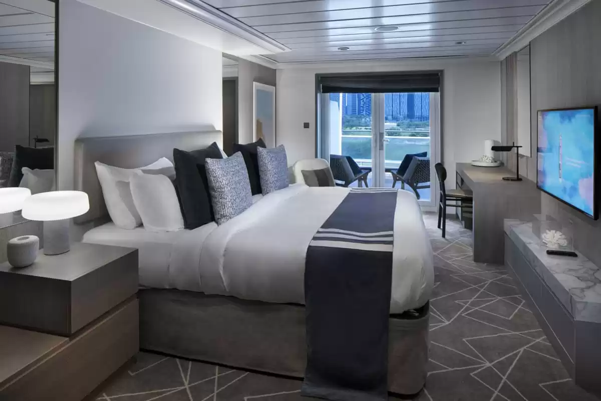 el Celebrity Millennium :   8