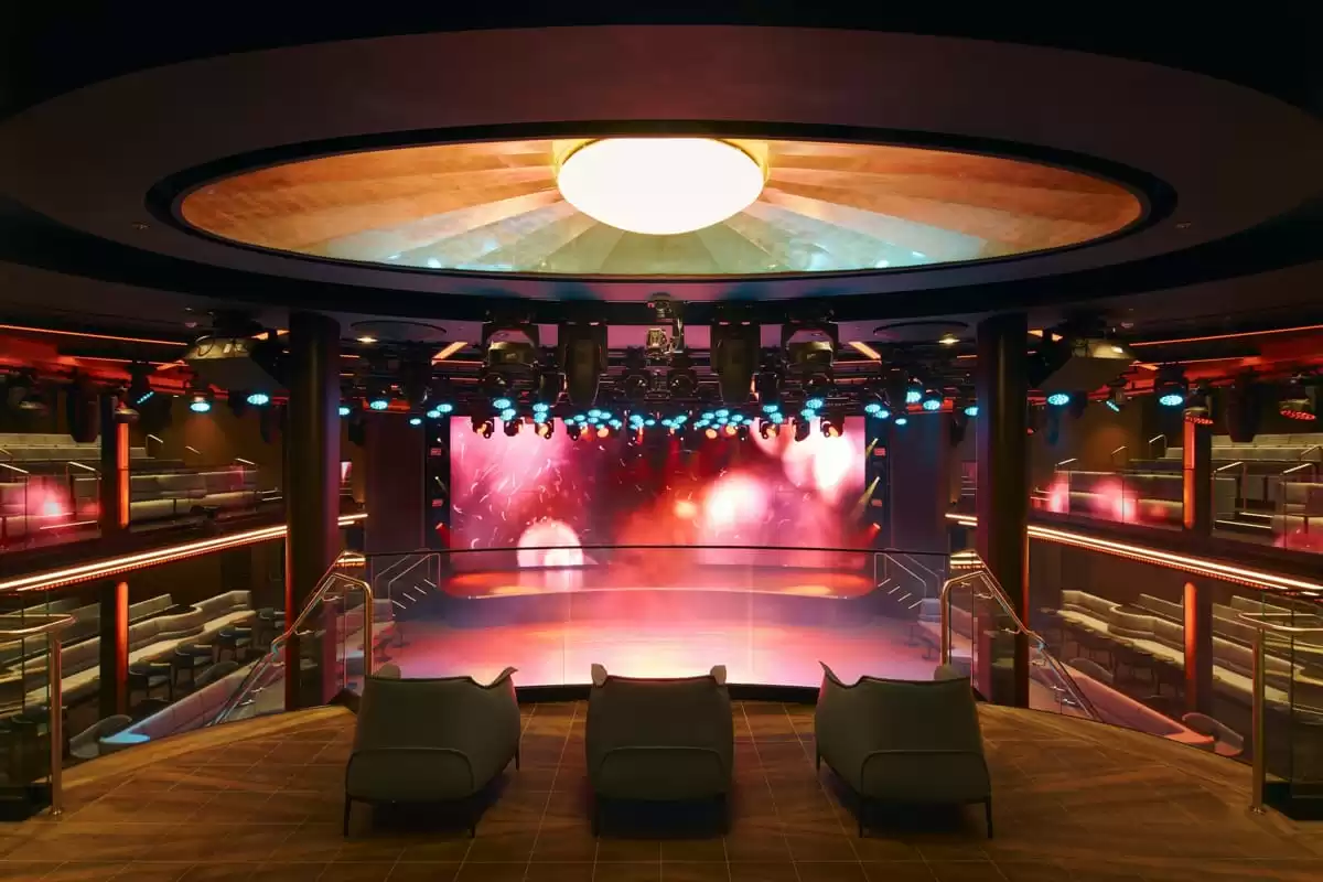 el  :  cabine 15