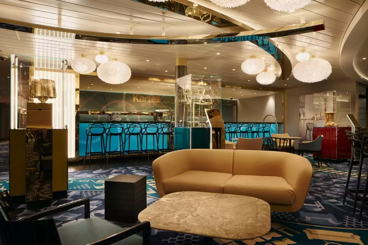 el  :  cabine 44
