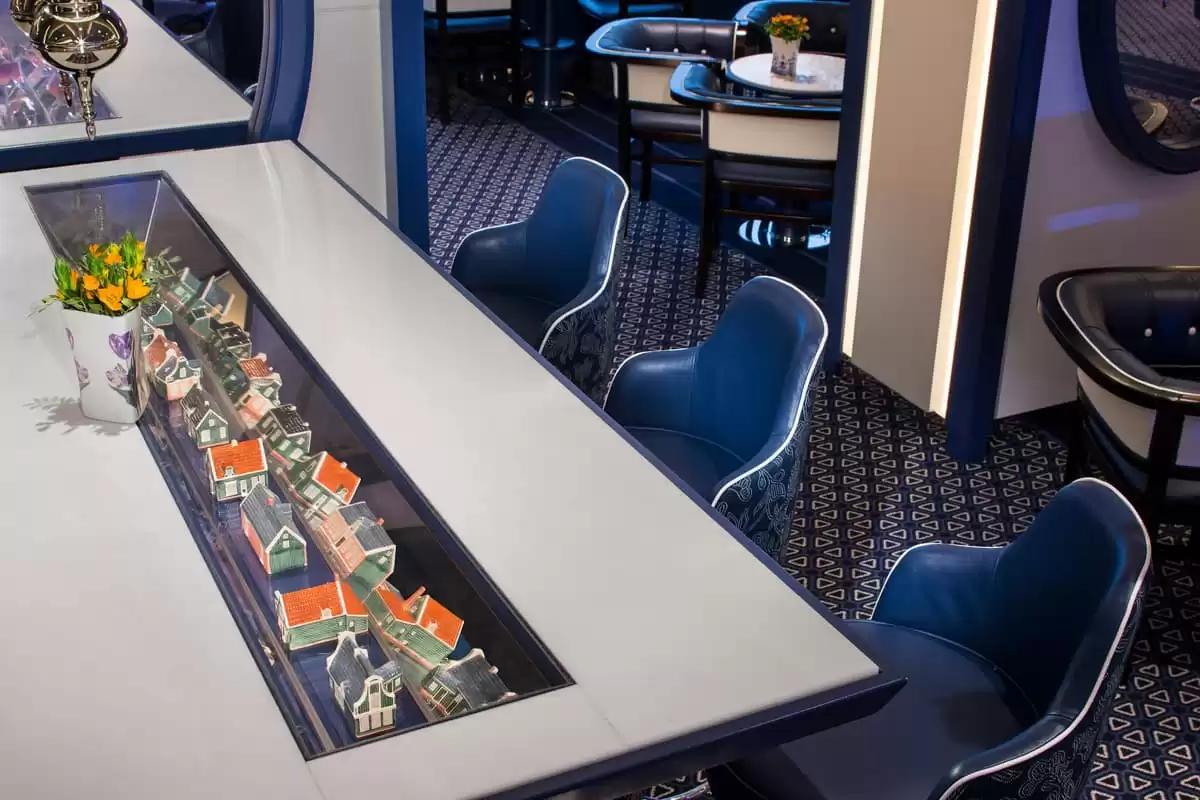 el  :  cabine 38