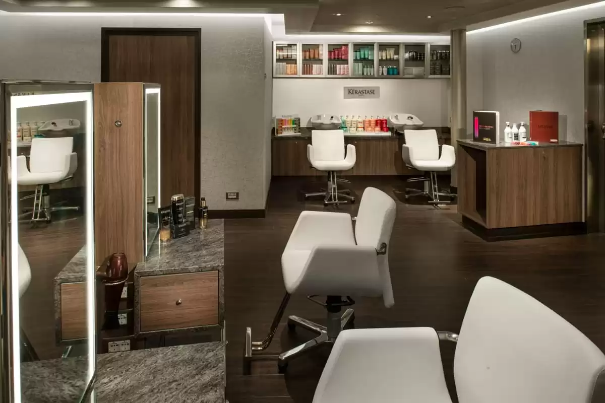 el  :  cabine 44