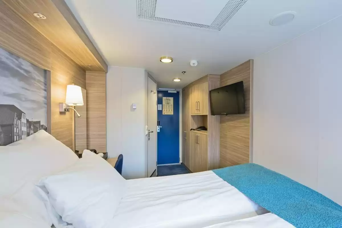 el MS Nordnorge :   4