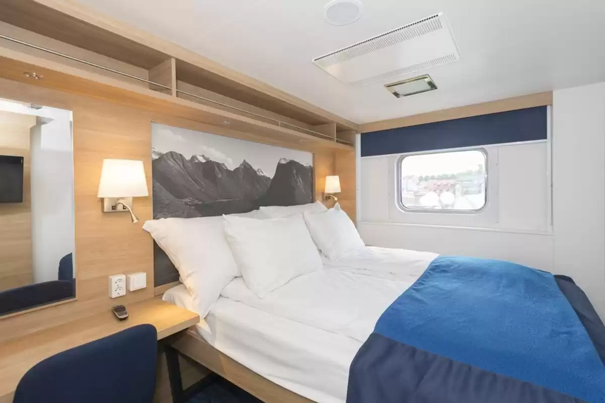 el MS Polarlys :   0