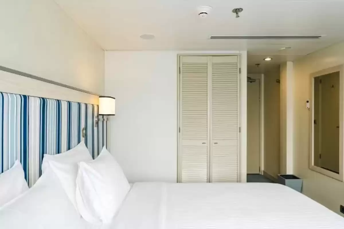 el MS Santa Cruz II :   3