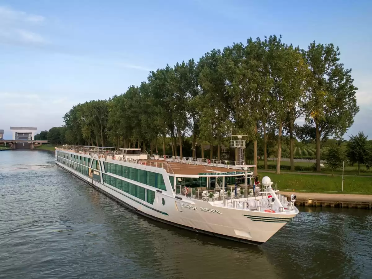 el Amadeus Imperial :  cabine 1