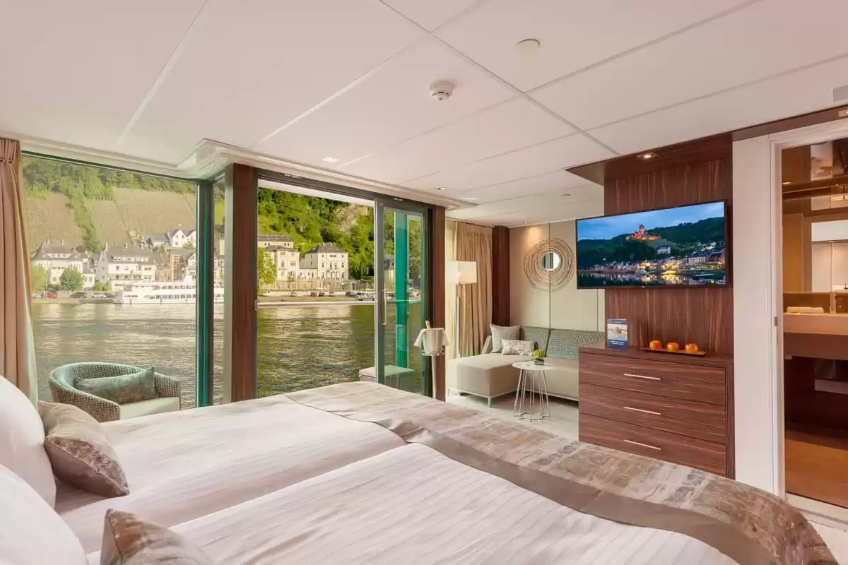 el Amadeus Imperial :   3