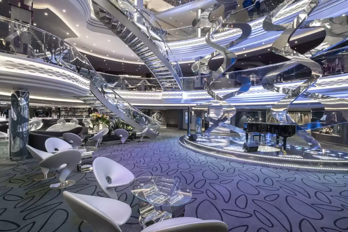 el MSC Bellissima :  cabine 27