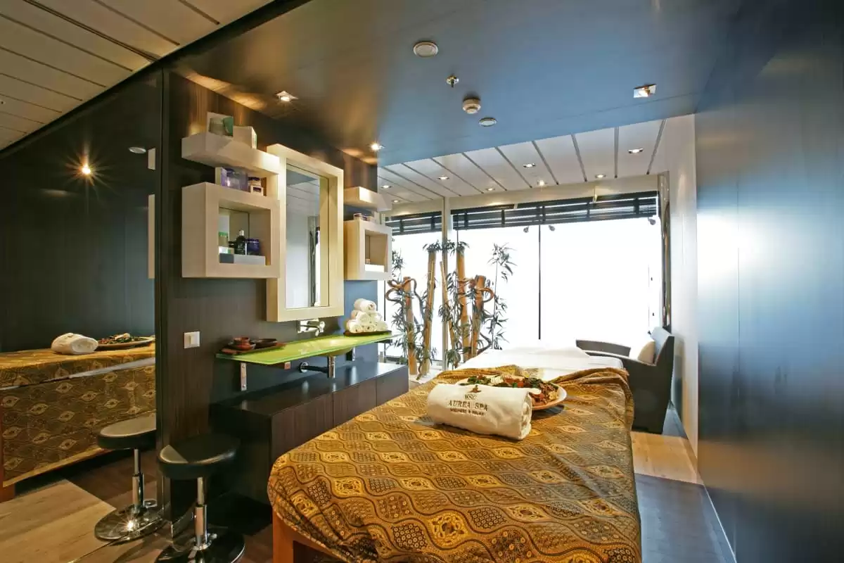 el  :  cabine 140