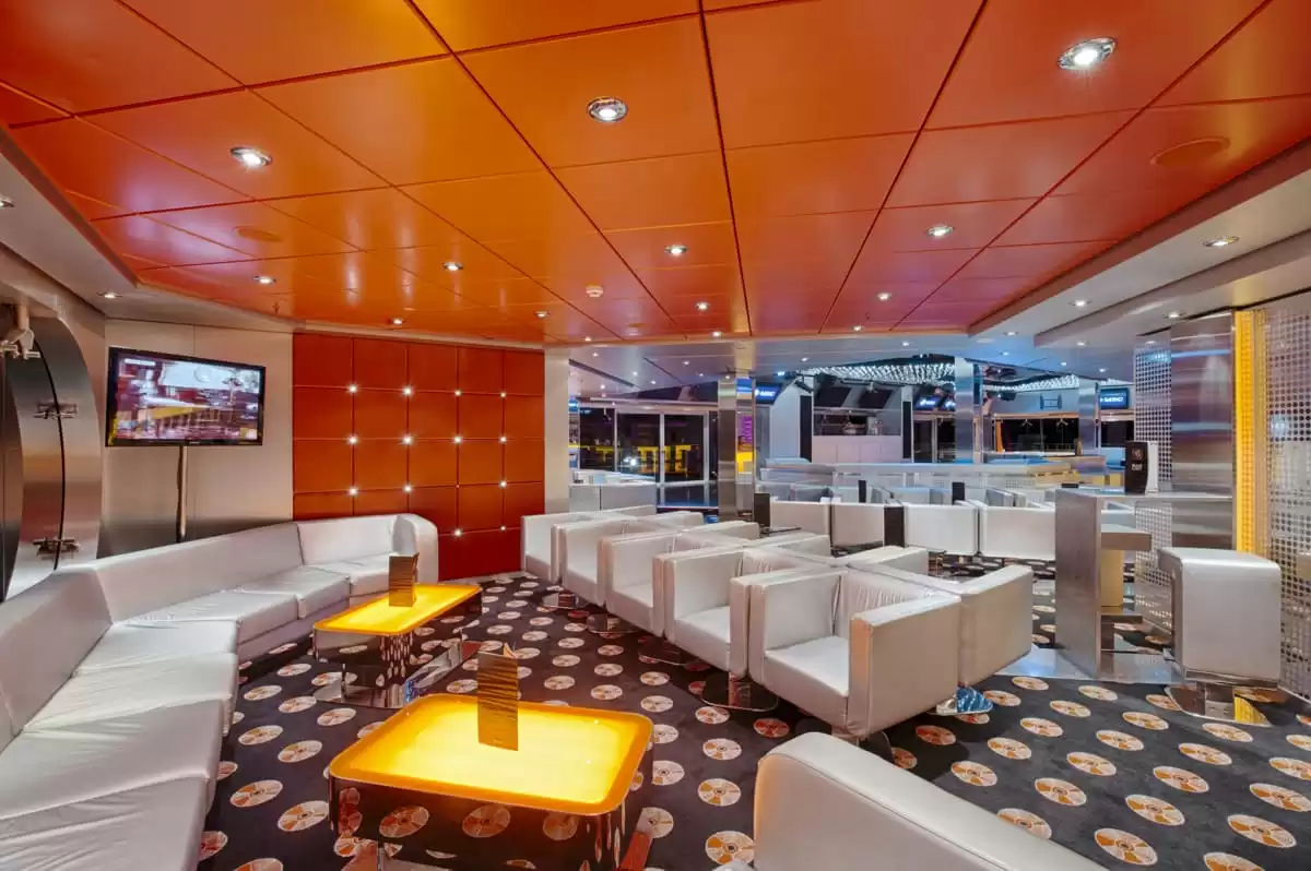 el  :  cabine 9