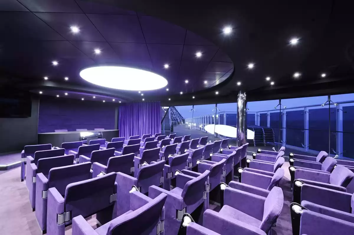 el  :  cabine 42
