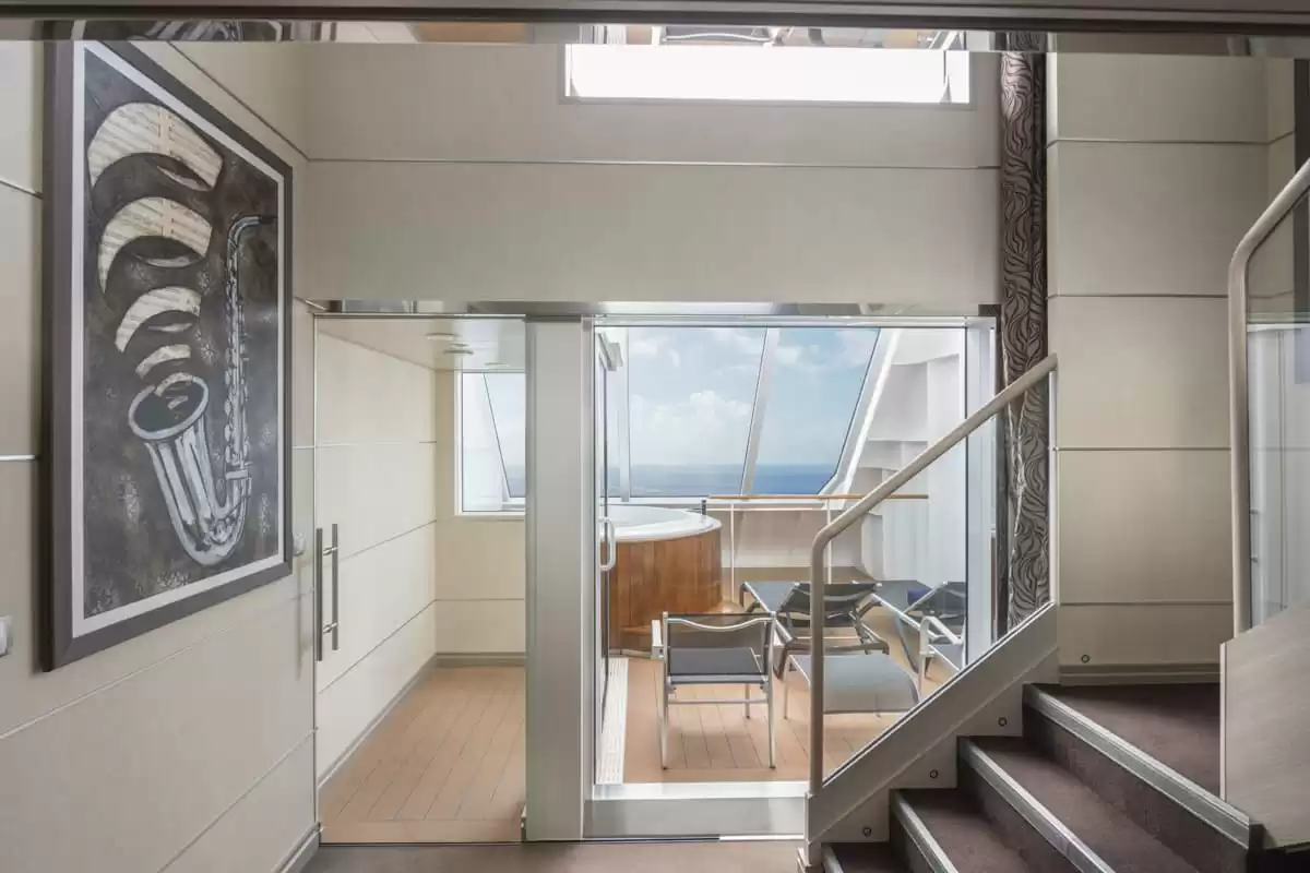 el MSC Virtuosa :   6