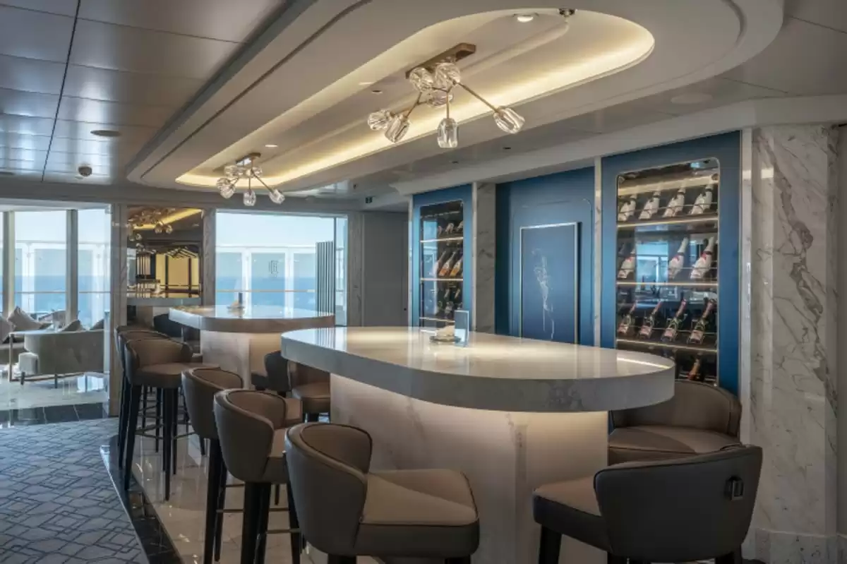 el  :  cabine 19