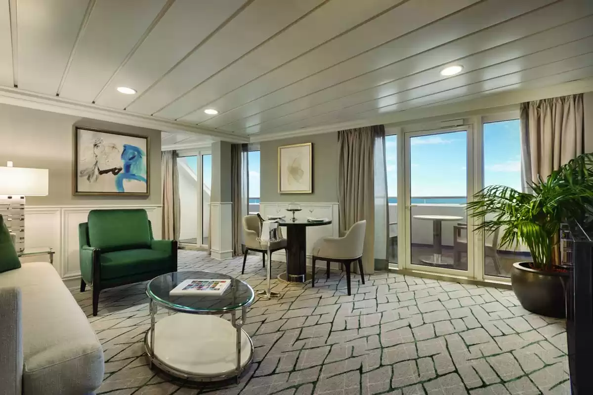 el Oceania Insignia :   4