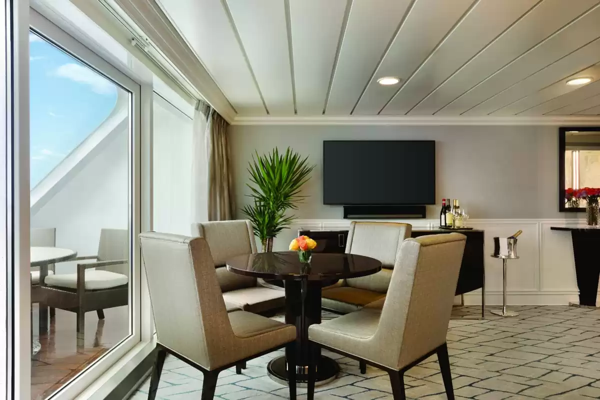 el Oceania Insignia :   9