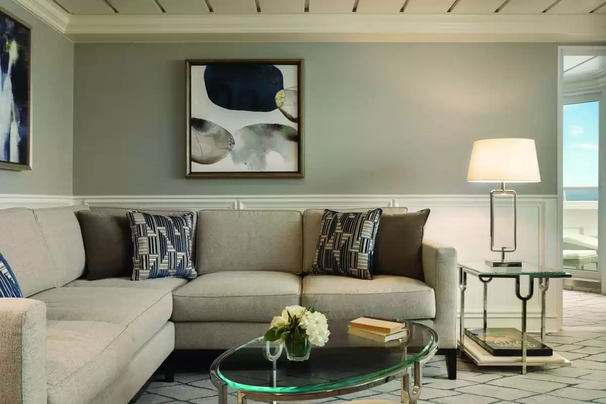 el Oceania Insignia :   11