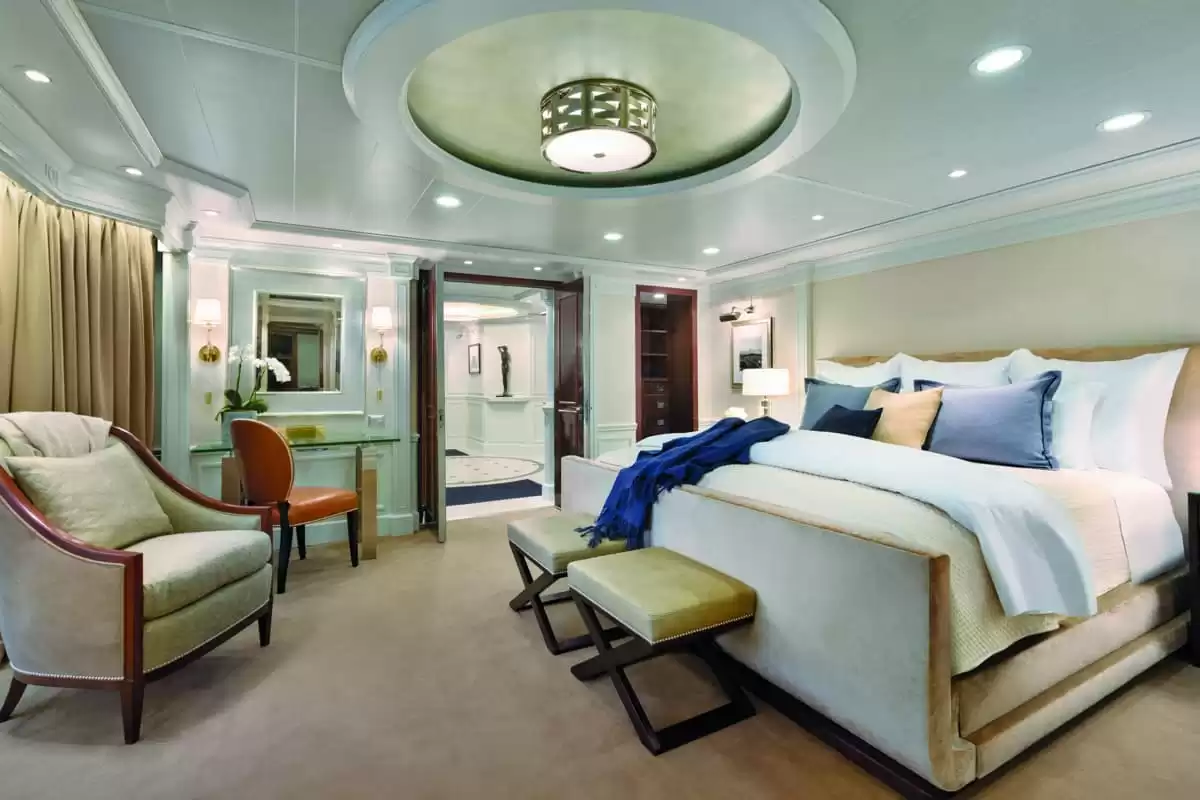 el Oceania Marina :   5