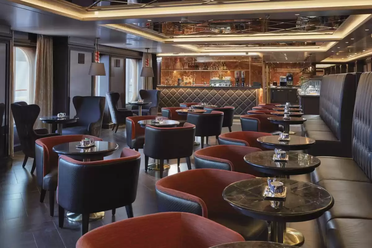 el  :  cabine 33