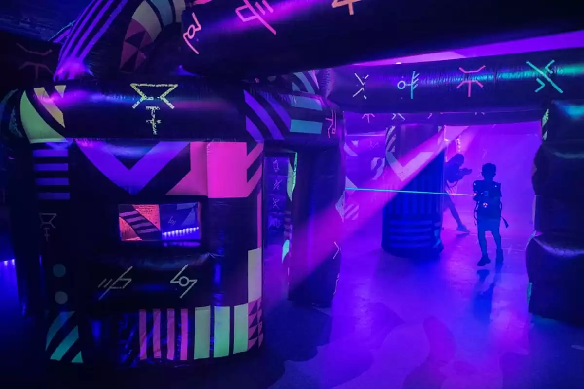 el  :  cabine 14