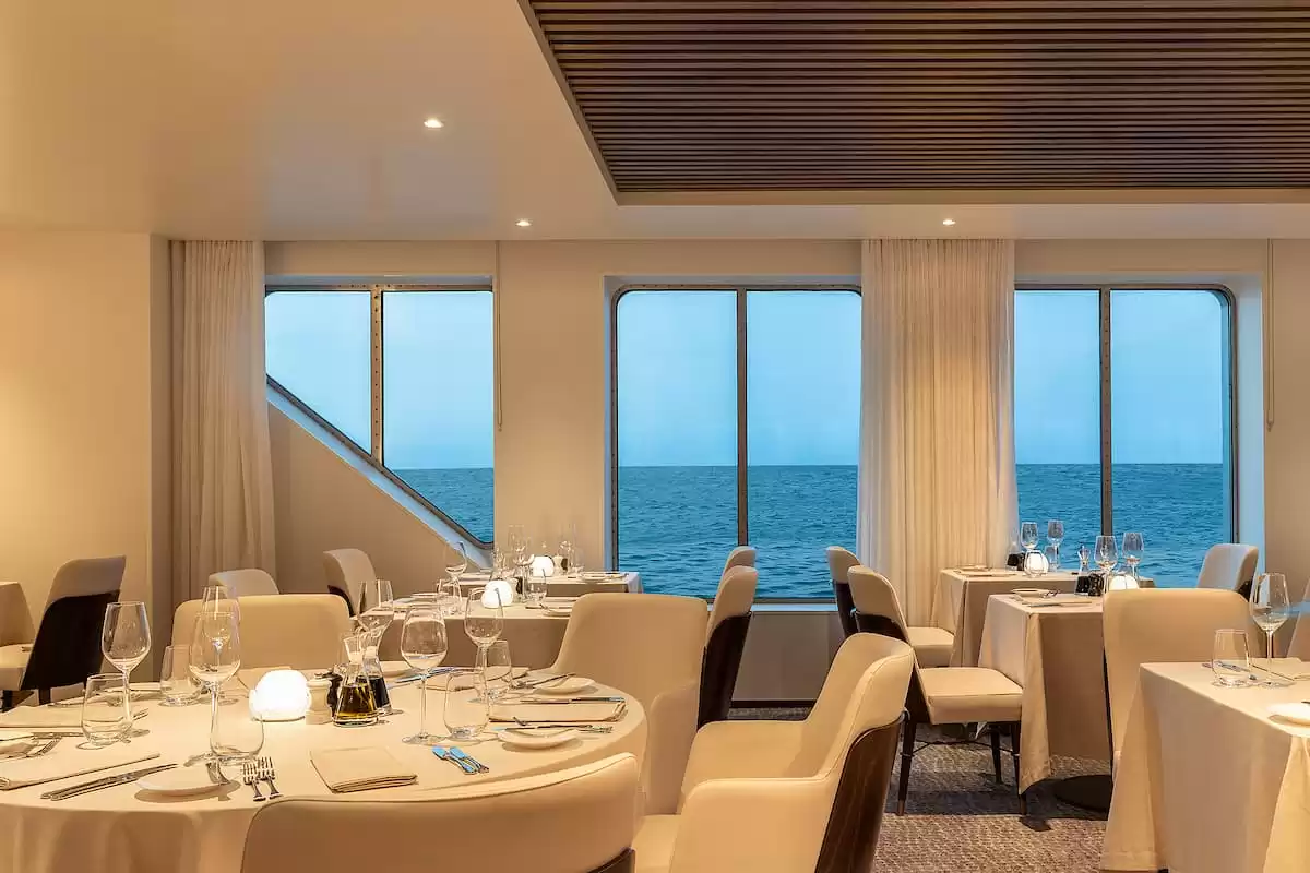 el Silver Origin :  cabine 54