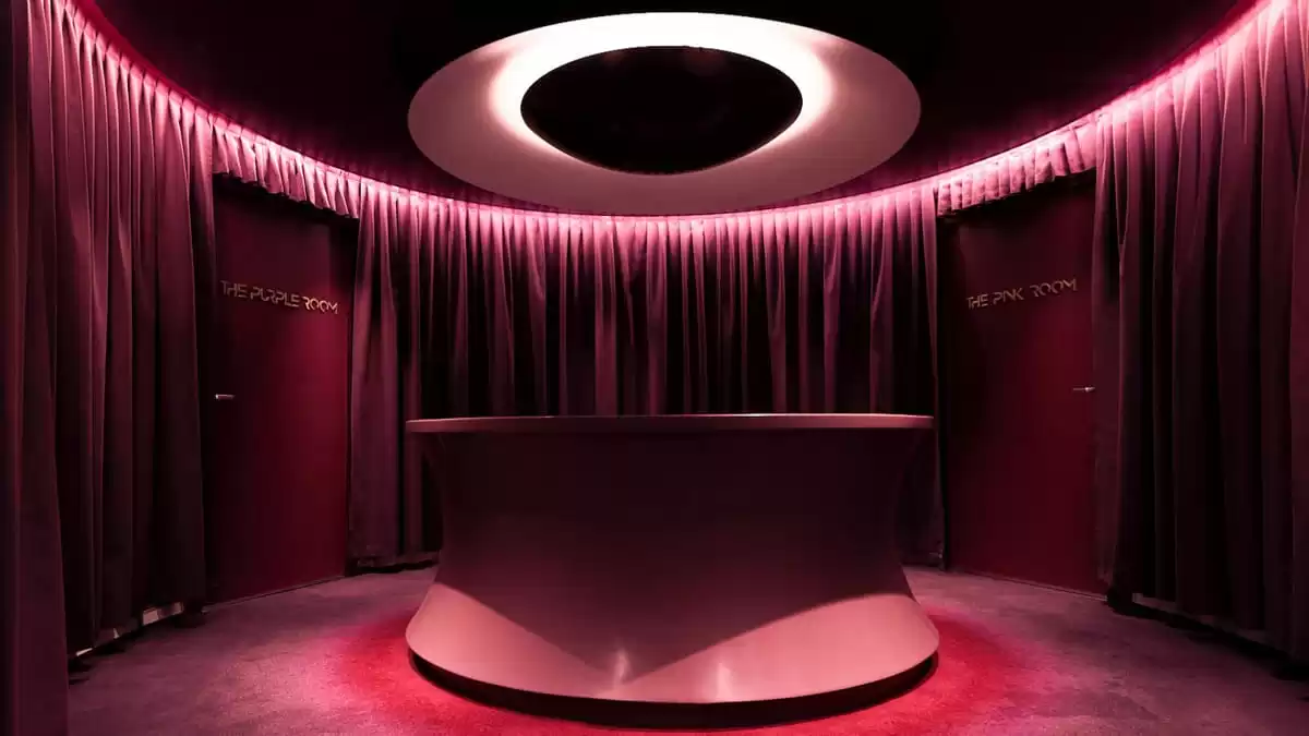 el  :  cabine 12