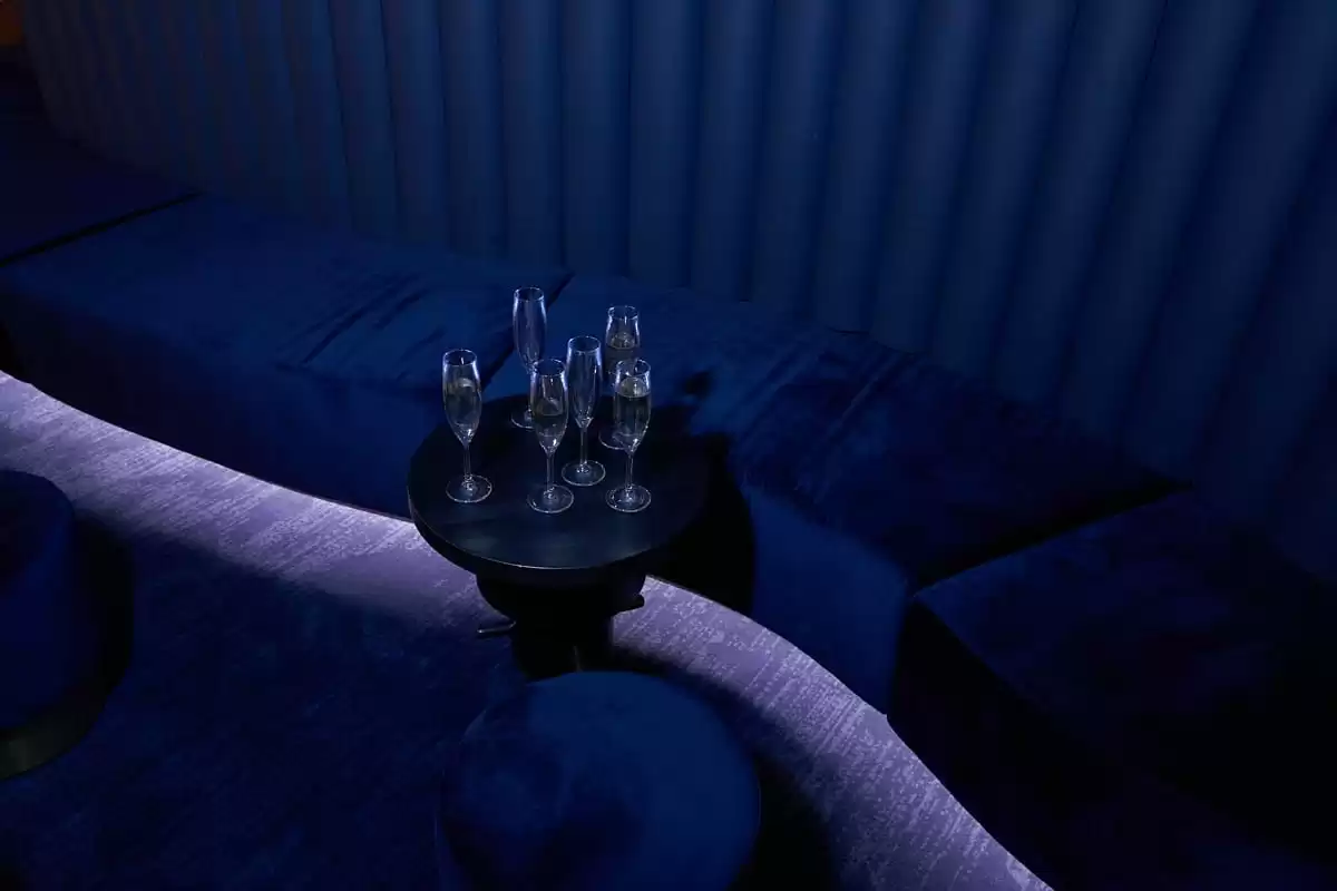 el  :  cabine 112