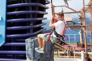 Climbing Wall (Pared de escalada)