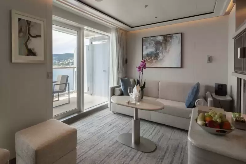 Suite Medallion